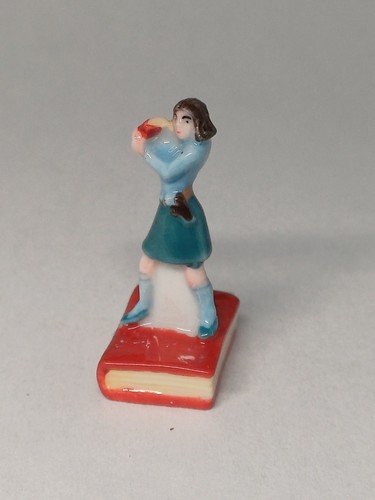 Fève femme lectrice - femme,