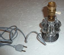 belle lampe design en verre et