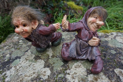33510 2 figurines - 50%,