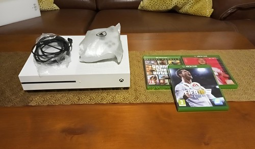 Xbox one 500go gta - one,