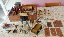 Fort Randall HeadQuarters Playmobil 3419 + Personnages Divers