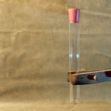 Tube à essai en verre +