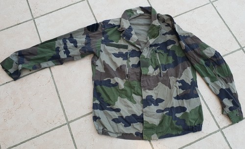 100 vestes militaires