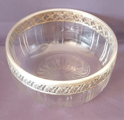 Très joli saladier - en, cristal