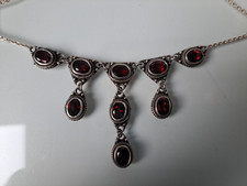 Élégant Ancien Collier