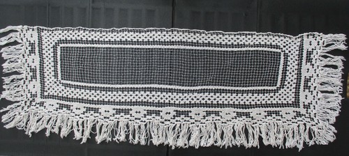 Dentelle filet ancien dessus - dentelle,
