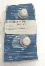 LOT DE DEUX PIÈCES SOUPAPE