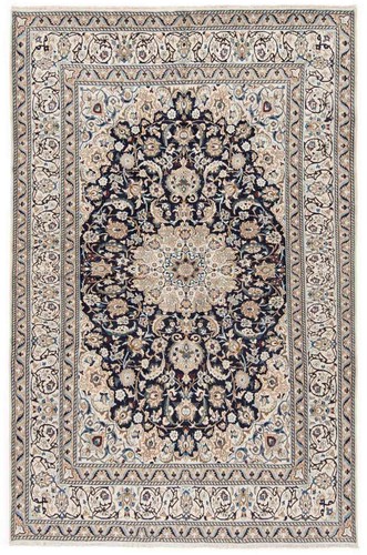 Tapis persan noué - à, la
