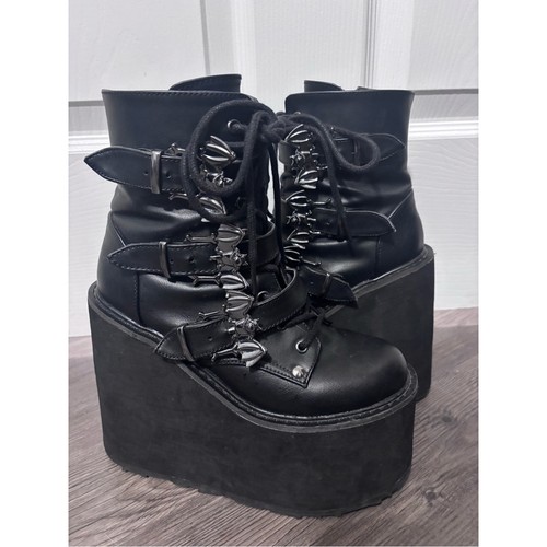 Demonia swing 103 bat - bat, buckle