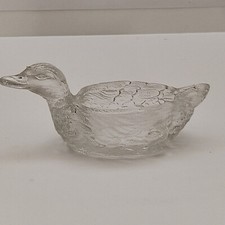 Salière saleron PORTIEUX en verre transparent moulé canard ancien collection 