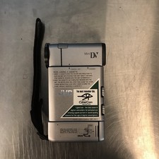 JVC GR-DV1U Mini DV Camcorder