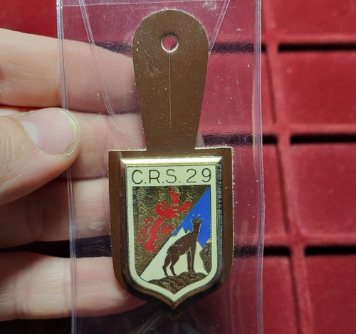 128 pucelle insigne - #128-3,
