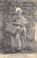 CPA 22 VIEILLE MARCHANDE DE GIBIER DU PAYS D'UZEL (CPA RARE GROS PLAN