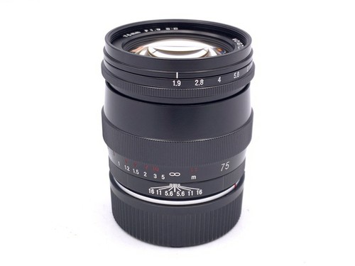 Voigtlander ultron 9 - voigtlander,