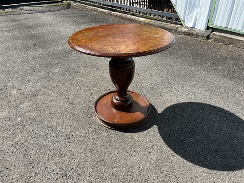 Table guéridon ancienne - , —