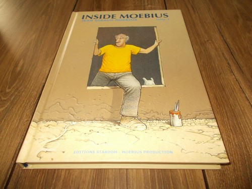 Moebius inside - /,