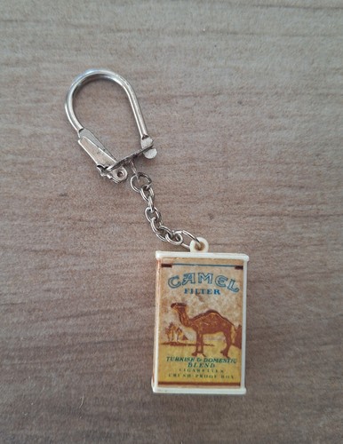 Camel ancien porte clés - camel,