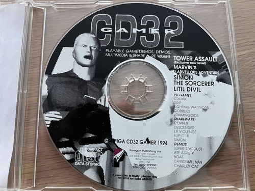 Amiga gamer demo disk - amiga, 32