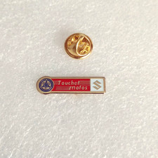 Pin's lapel pin pins TOUCHET motos Bike Motorcycles Marque Logo YAMAHA & SUZUKI