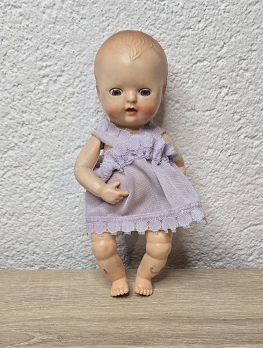 Poupée vintage plastique