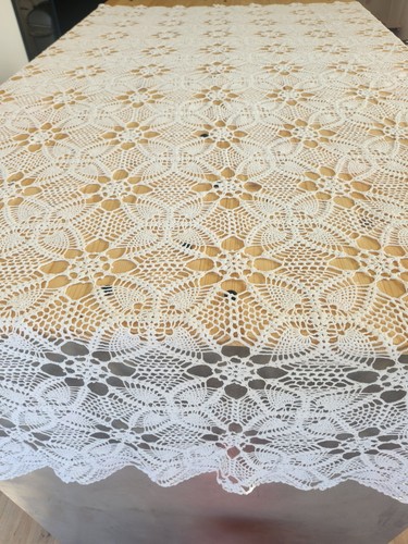 Ancienne nappe crochet blanc