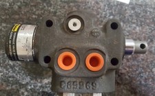 TORO LAWN MOWER TRACTOR VALVE ASM PART PARKER # 54-0090.