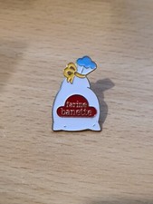 (A1) PINS SAC FARINE BANETTE BOULANGER BOULANGERIE + ATTACHE 