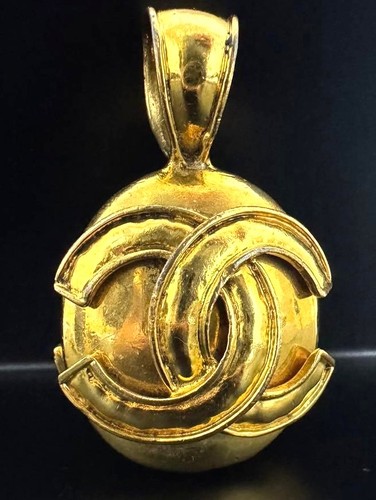Chanel logo boule - chanel, pendentif
