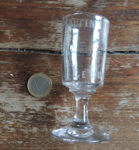 Ancien verre maurin - ancien, le