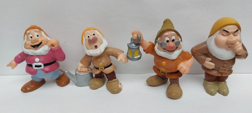 Jouet lot figurines - 4, blanche