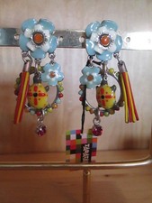 BOUCLES D'OREILLES  taratata