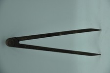 Ancien compas pointe sèche