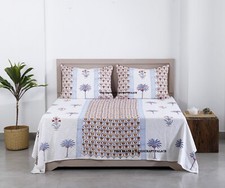 Main Bloc Imprimé Literie Lit