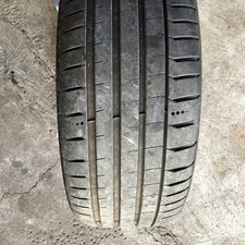 1 Pneu Michelin Pilot sport 255/40 ZR 18