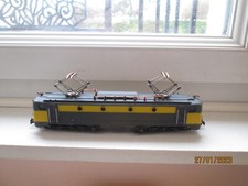 sur la base d'une cc 7107