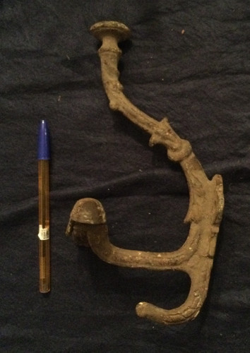 Rare grande patere - grande,