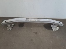 Renfort pare choc avant