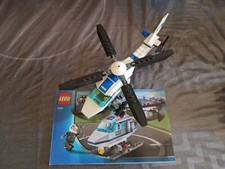 Lego City  L'hélicoptère de police (7741)