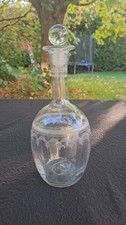 Ancienne carafe en verre gravé à la roue – fin XIXe / début XXe siècle