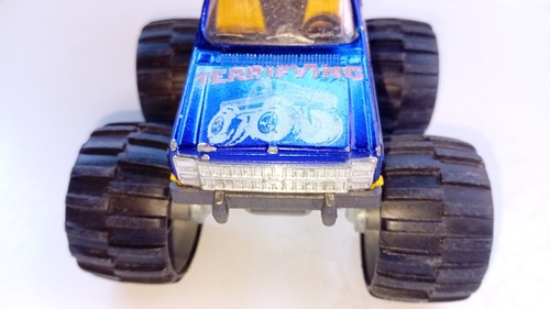 Majorette monster chevy - monster,
