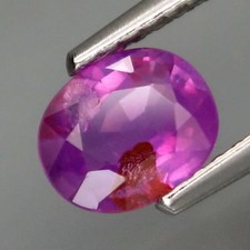1.02 CTS EXCELLENT SAPHIR COULEUR ROSE VIOLET. NON TRAITÉ
