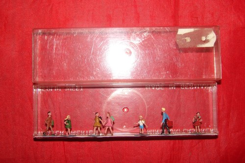 Merten figurines ecoliers - figurines,