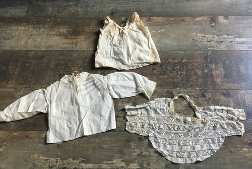 Linge ancien lot - , poupee