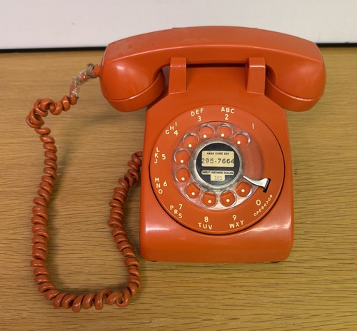 Vintage 1969 orange itt - vintage,