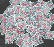 Lot 100 timbres 1233 - lot,