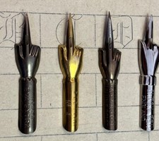 COLLECTION 7  PLUMES MAIN