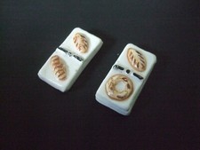 2 FEVES DOMINO PAIN  DERRIERE: PETRIN RIBEIROU