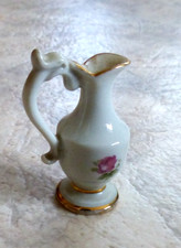 Petit vase miniature en