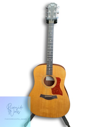 Taylor acoustic guitar - guitar, 110