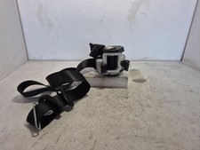 Attache ceinture avant gauche
